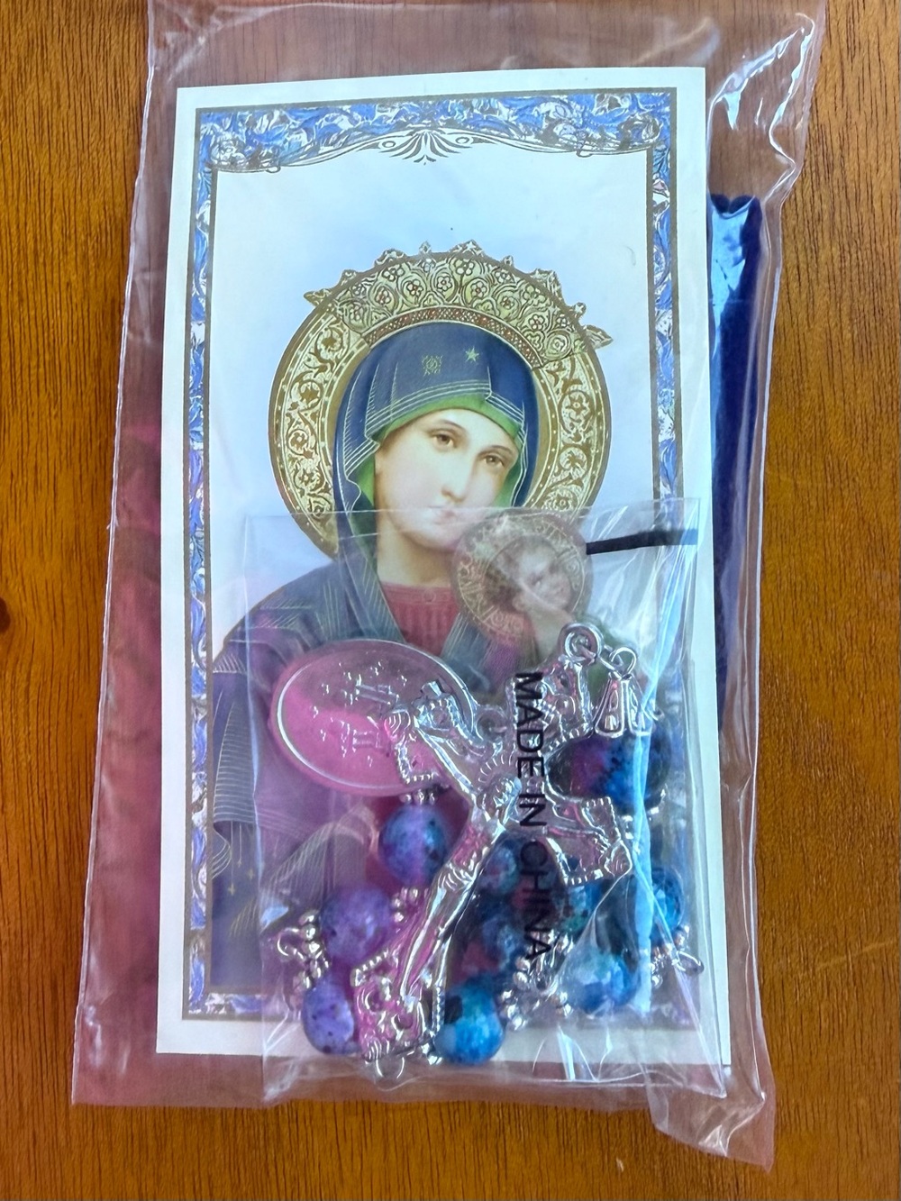 Rosary, small pocket/finger faux stone crucifix (NIP)
